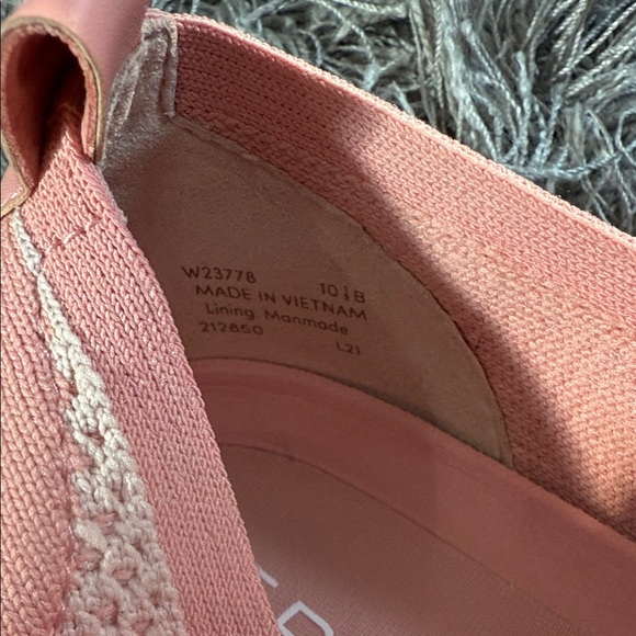 Cole Haan Zero Grand Women's Pink Slip Ons - Picture 3 of 3